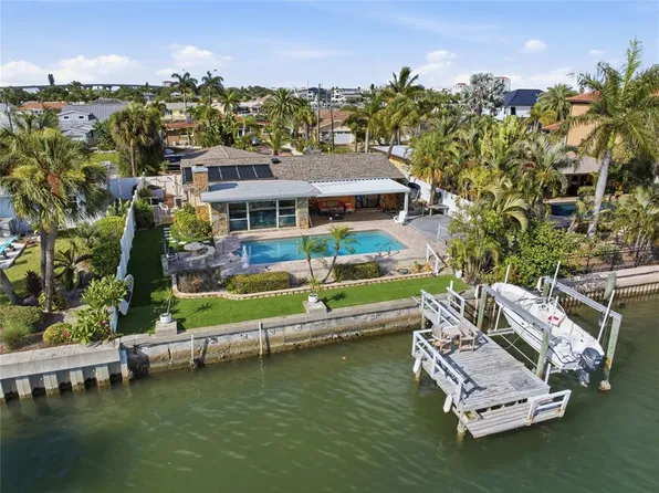 412 Hermosita Dr, Saint Pete Beach, FL 33706