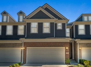 4054 Nottingham Cir, Clarkston, MI 48346