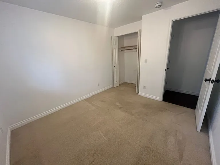 1060 SW View Crest Dr — Photo 13