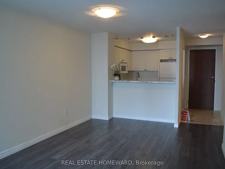 18 Pemberton Ave #1101 — Photo 8