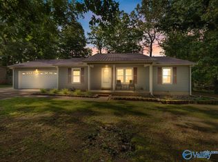 140 Oakcrest Rd, Huntsville, AL 35811