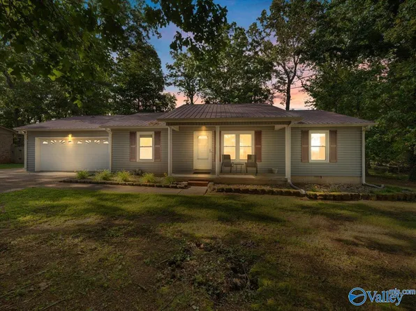 140 Oakcrest Rd, Huntsville, AL 35811