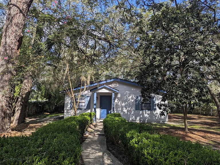6365 Little Lake Geneva Rd — Photo 1