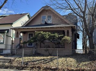 3048 N 36th St, Milwaukee, WI 53210