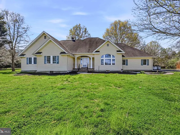 812 Taylors Bridge Rd, Townsend, DE 19734