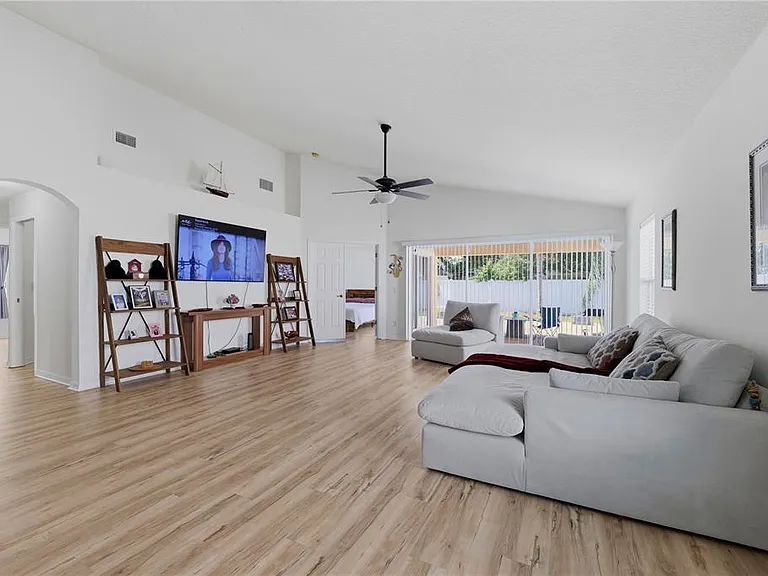 19406 Sunset Bay Dr — Photo 11