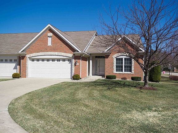 3rd image of 2037 Stratford Ct