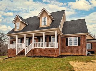 1017 Easley Farm Rd, Walnut Cove, NC 27052