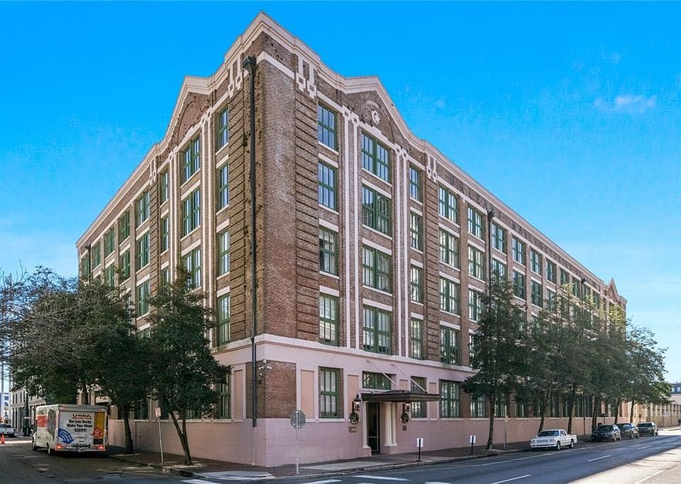 1st image of 700 S Peters St APT 316