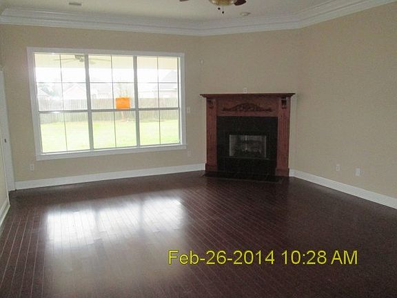 2nd image of 616 Wind Haven Ln