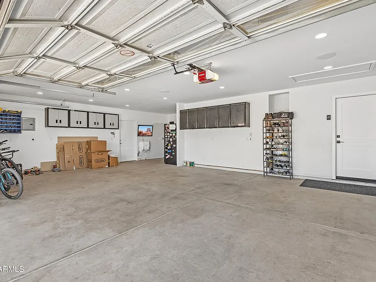 4451 W Creedance Blvd — Photo 28