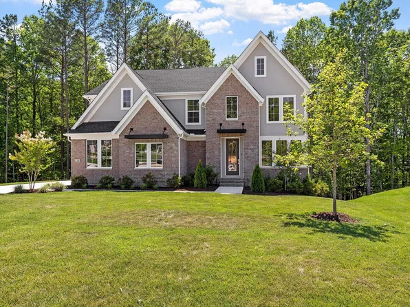 124 Ogden Cir, Clayton, NC 27527