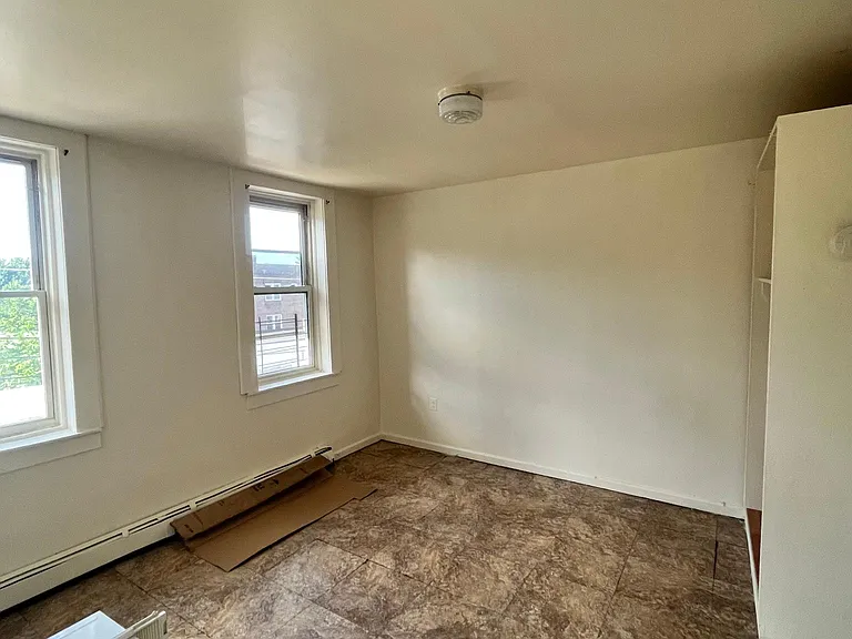 16 Brighton Ave #3 — Photo 4