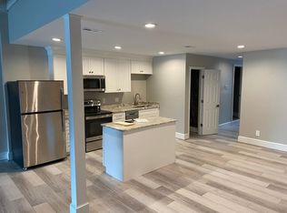 5 E Queens Way FLOOR 2, Hampton, VA 23669