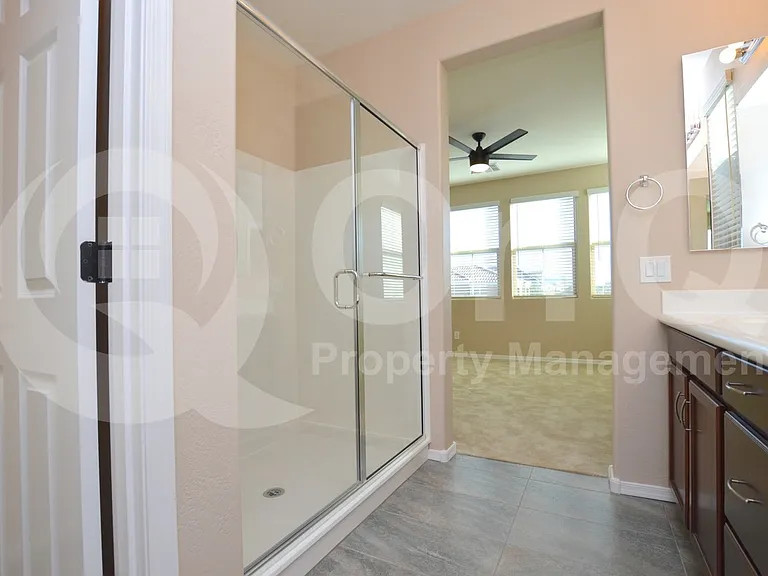 1723 E Dogwood Ln — Photo 13