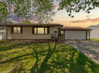 101 7th St S, Swea City, IA 50590