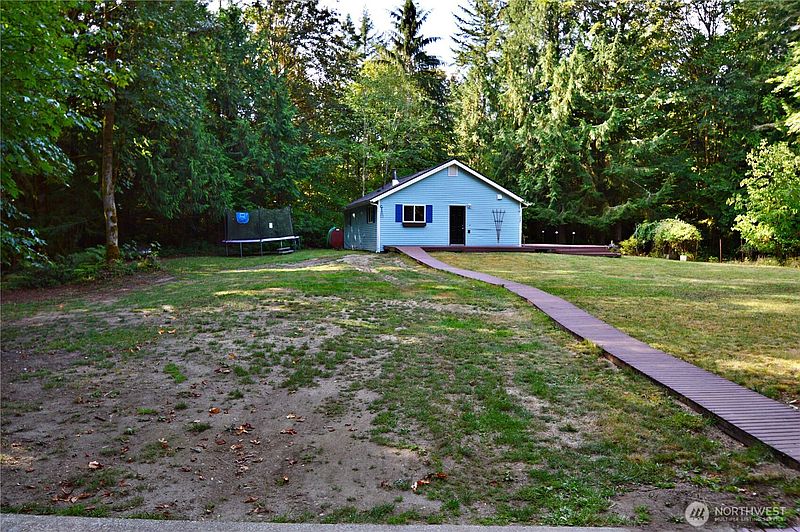 2nd image of 7362 Larill Lane SE