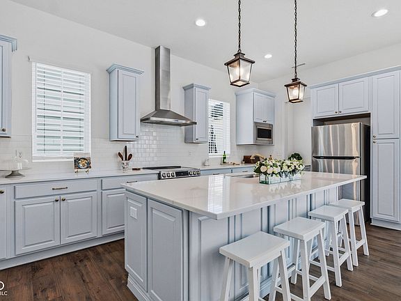 5th image of 15304 Fairlands Dr