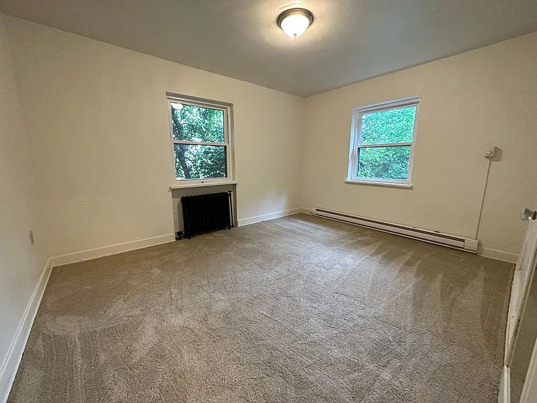 5700 Munhall Rd — Photo 24