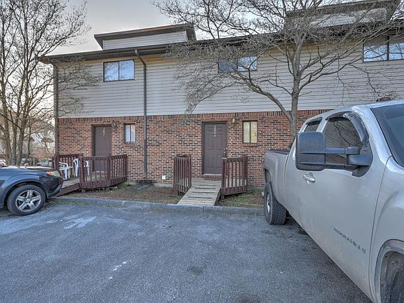 4th image of 204 Autumn Creek Ln #204