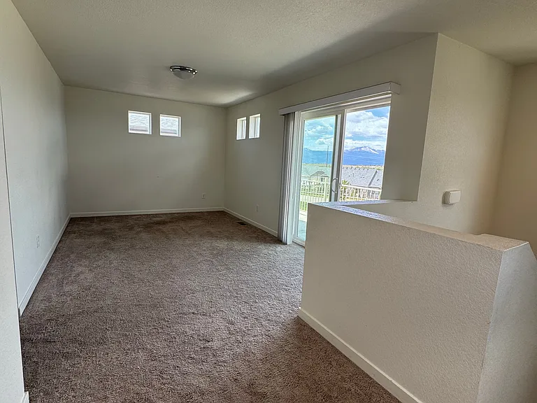 5836 Thurless Ln — Photo 22
