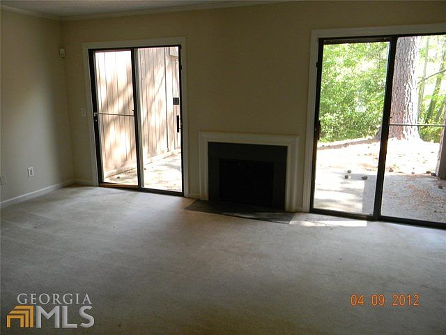 1st image of 81 Willowick Dr