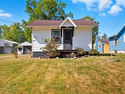 589 Briggs Rd, Leavittsburg, OH, 44430