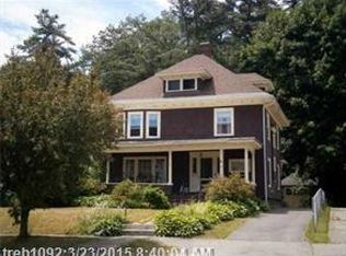 52 Burleigh St, Waterville, ME 04901