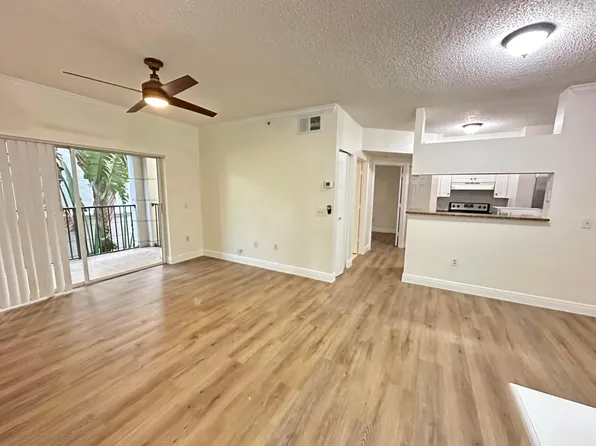 3212 Tuscany Way #3212, Boynton Beach, FL 33435