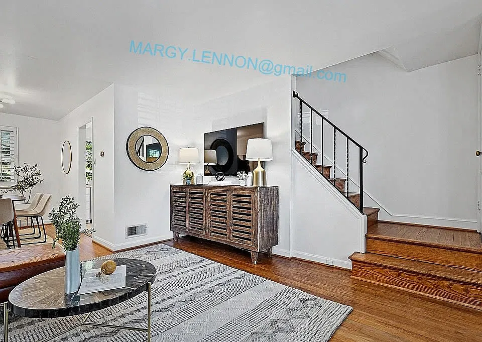 2 bed, $900 — Photo 2