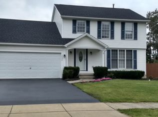 3424 Creekview Dr, Hamburg, NY 14075