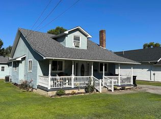 215 N Washington Blvd, West Frankfort, IL 62896