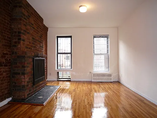 Rented by DSA Realty | media 14