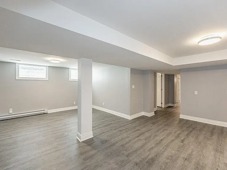 40 Mayflower Ave #LOWER — Photo 10