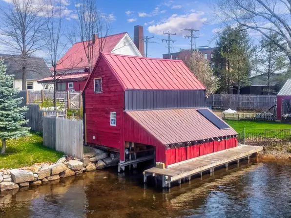 92 Water Street, Laconia, NH 03246