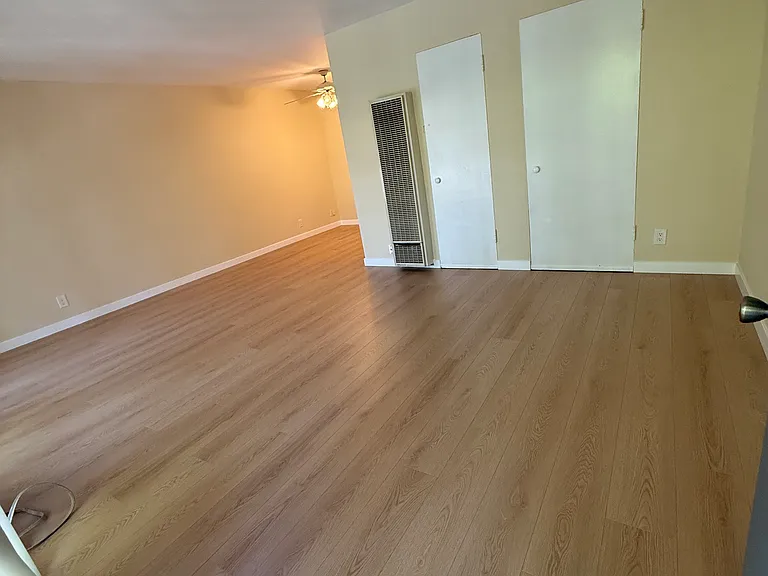 4505 Fulton Ave #B — Photo 4