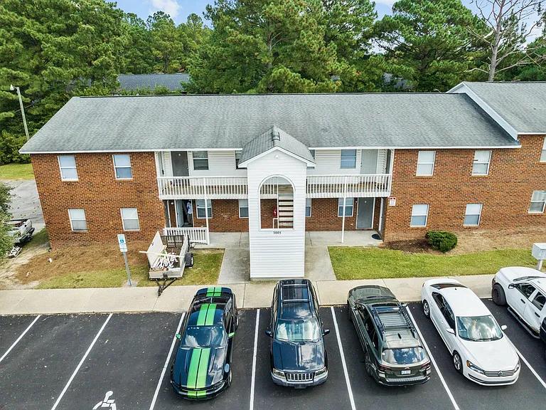 3002-3005 Caldwell Ct — Photo 11
