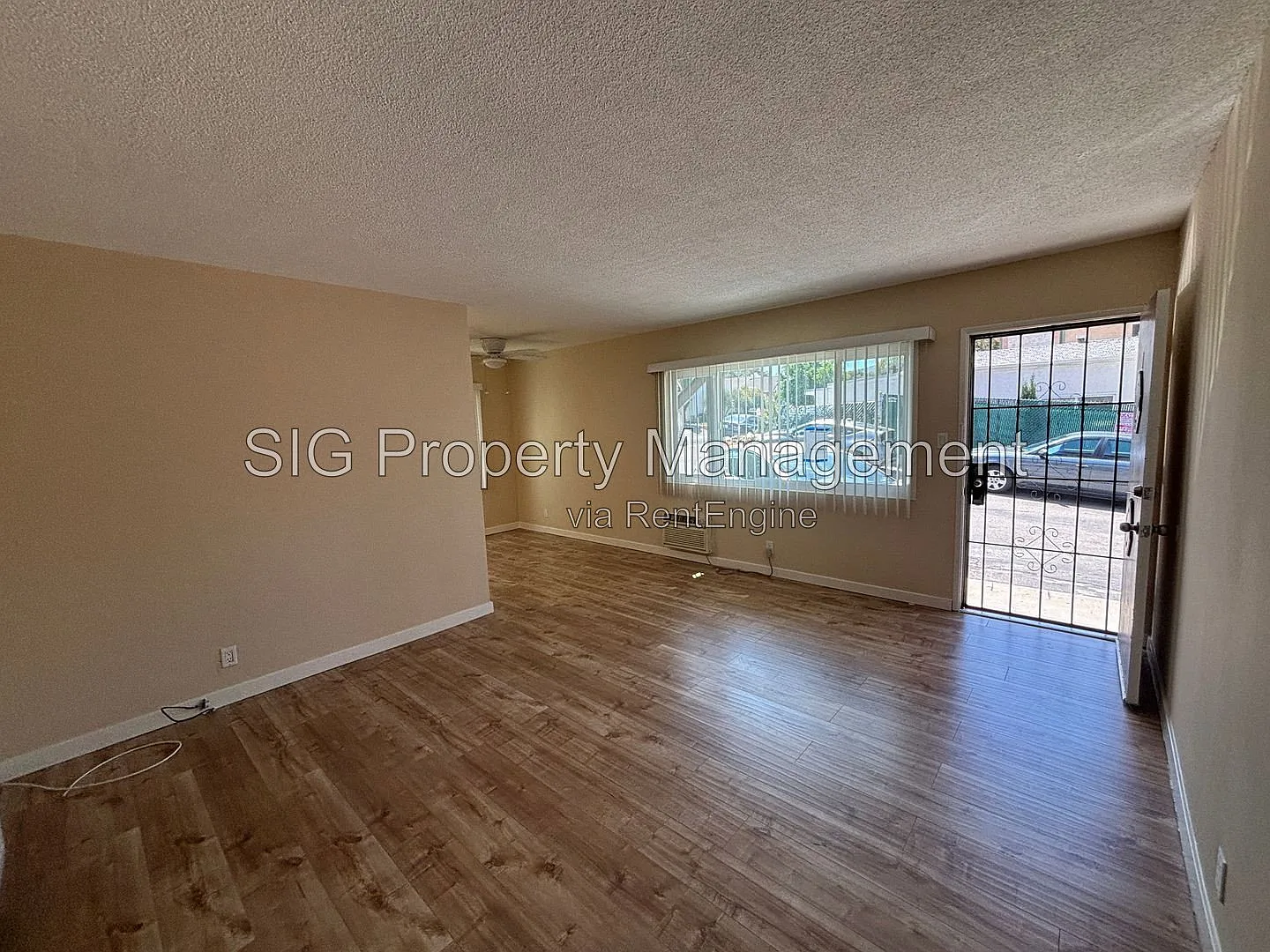 1 bed, 1.0 bath, 660 sqft, $1,985 — Photo 3