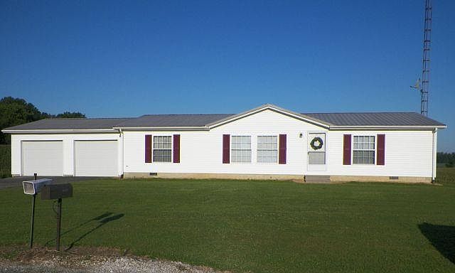 1st image of 1201 N County Road 825 E