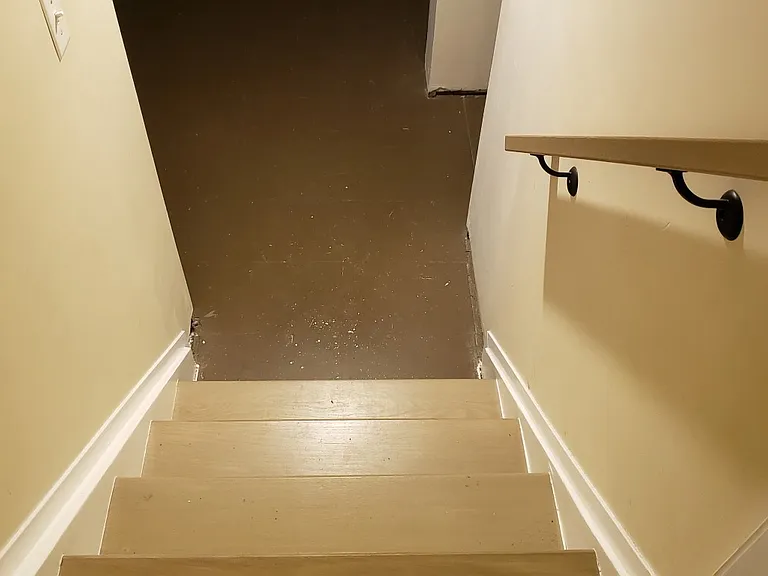635 Cumberland St — Photo 32