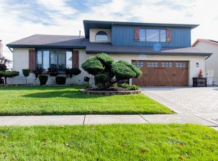 18609 Amlin Cir, Country Club Hills, IL
