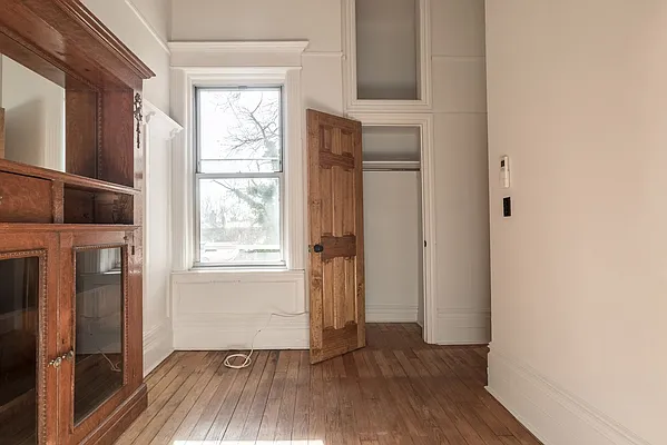 Rented by J & M Realty Services Corp (Management) | media 33