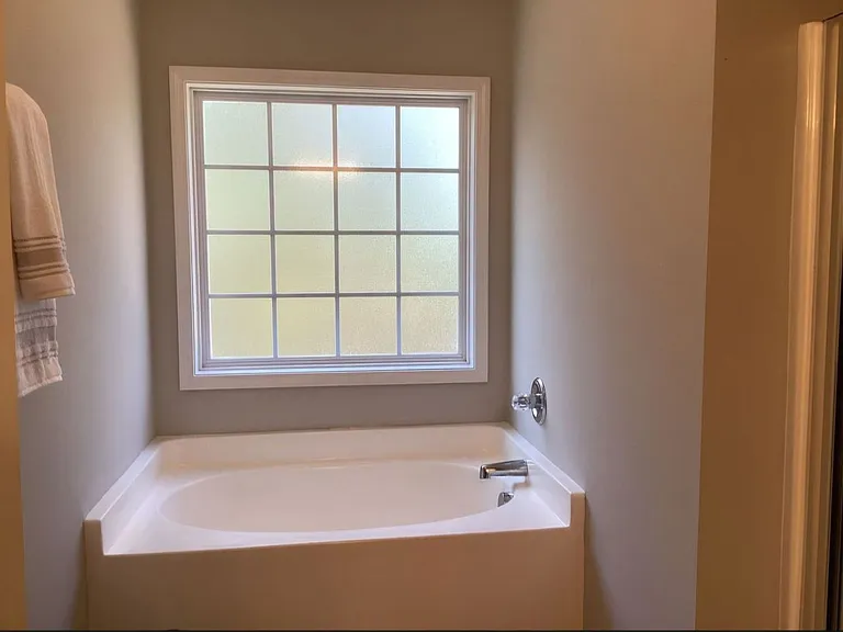433 Dukes Hill Rd — Photo 15