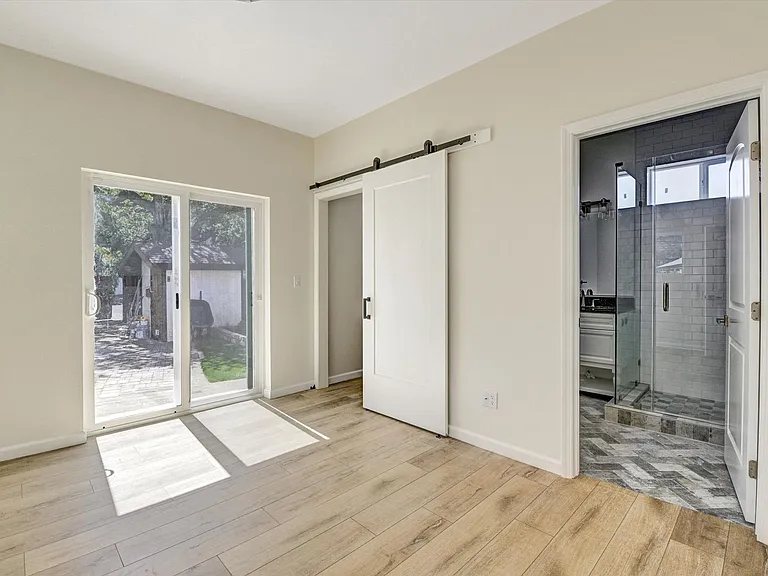 4956A Vejar Dr — Photo 12