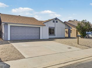 4211 E VINEYARD Road, Phoenix, AZ 85042