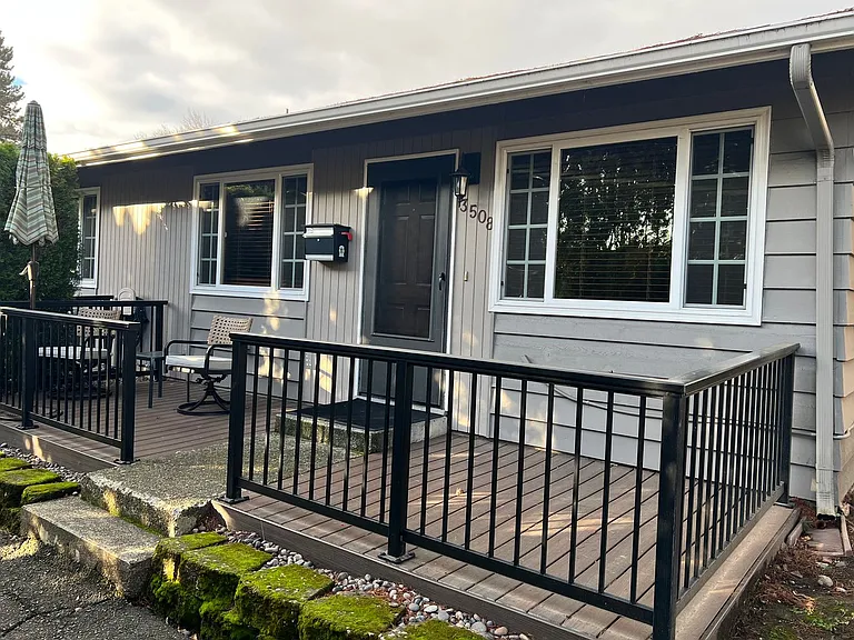 3508 Grant St — Photo 1