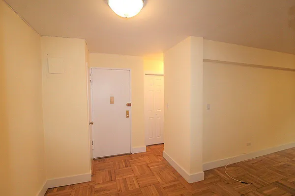 Rented by Bruma Realty LLC | media 30