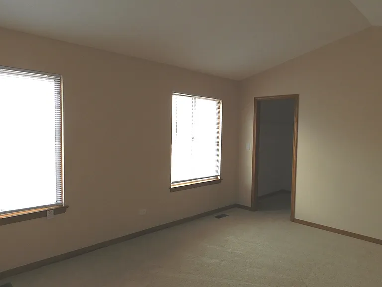 1906 Armwood Ln — Photo 16