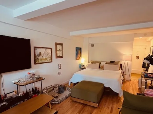 120 Central Park South image 8 of 16