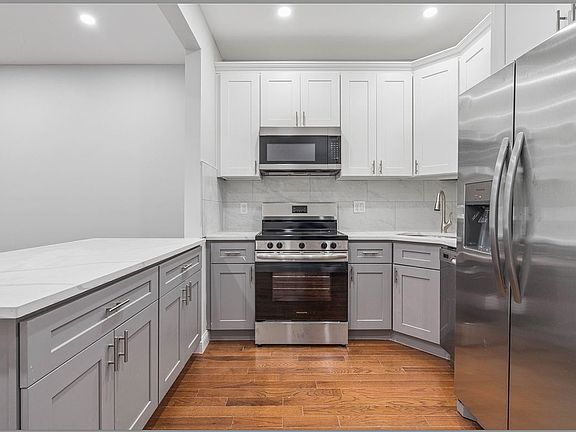 2nd image of 1149 Saint Marks Ave Floor 1